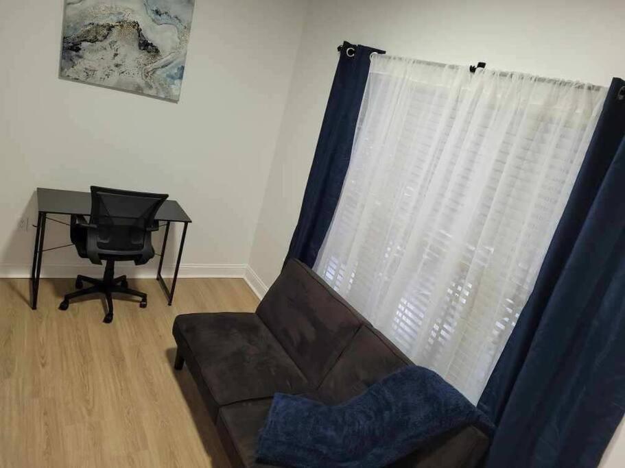 South Charlotte'S Cozy & Modern Apartment ภายนอก รูปภาพ