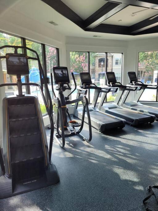 South Charlotte'S Cozy & Modern Apartment ภายนอก รูปภาพ