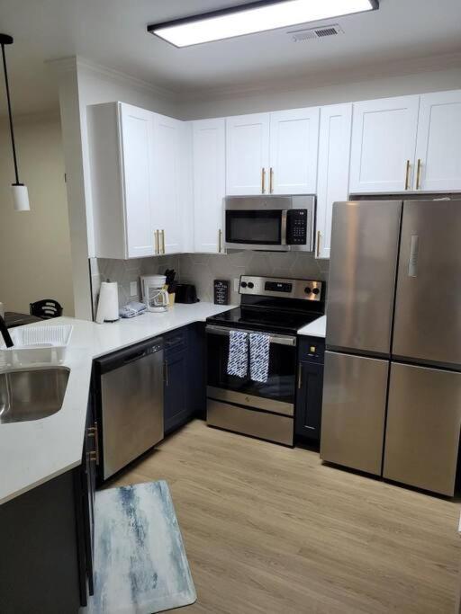South Charlotte'S Cozy & Modern Apartment ภายนอก รูปภาพ
